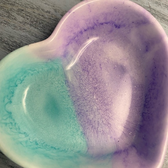 Tiedye Heart Dish - Teal Purple and White Jewelry or Trinket Tray - Handmade - Picture 9 of 11